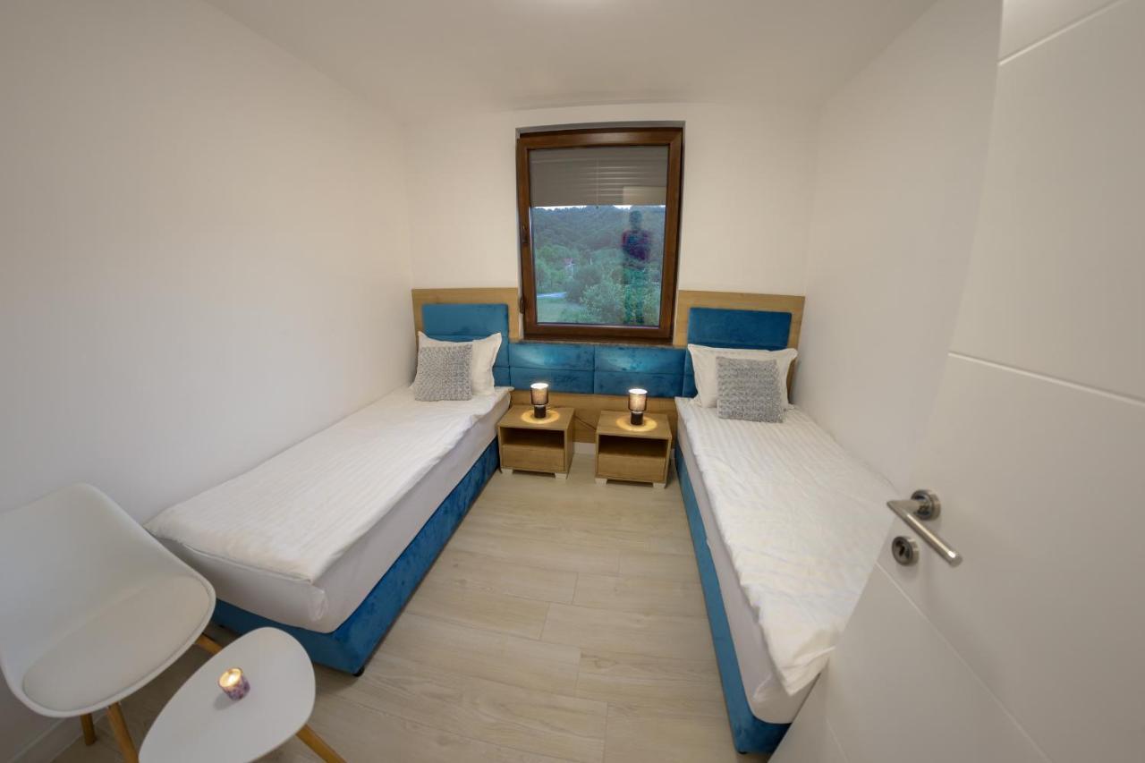 Apartments Edy Bihać Extérieur photo