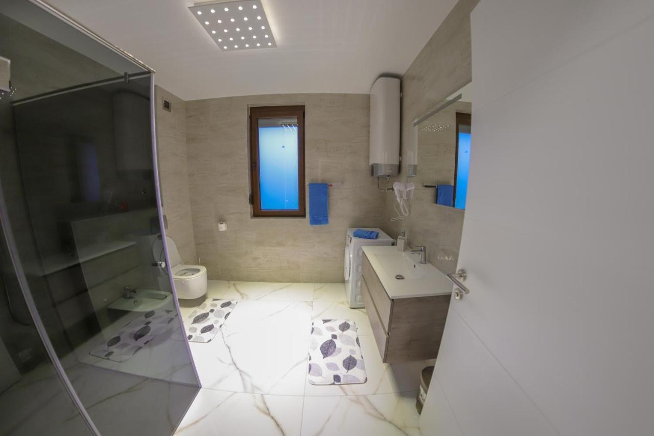 Apartments Edy Bihać Extérieur photo