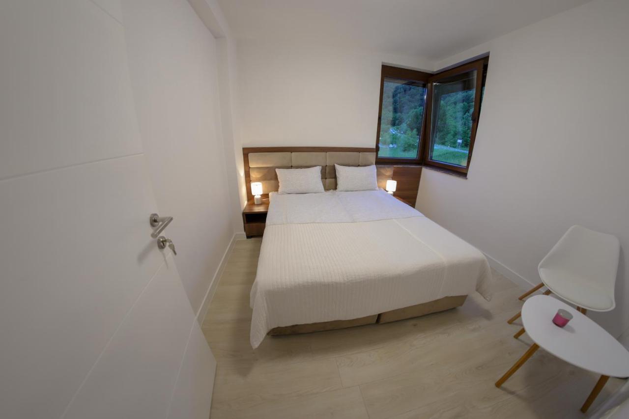 Apartments Edy Bihać Extérieur photo